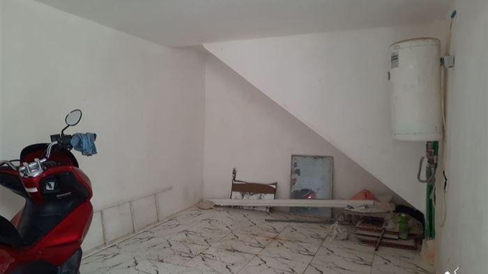 واحد سه خوابه نزدیک به ساحل ریشهر