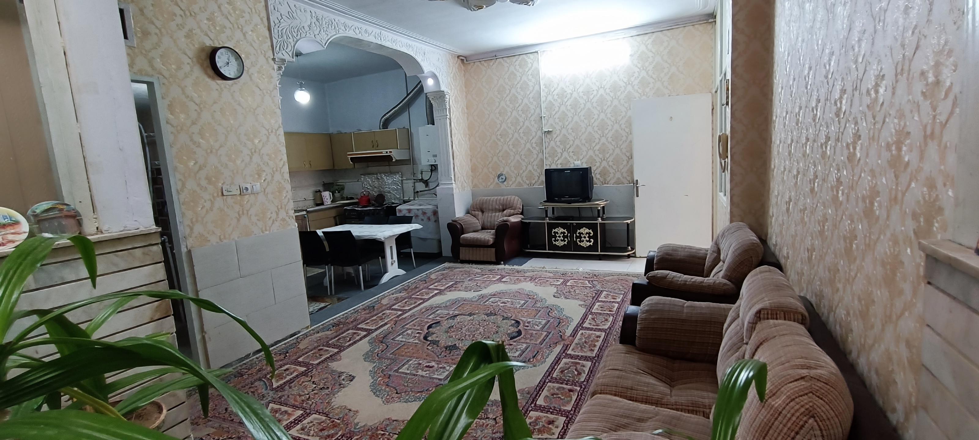 واحد یک خوابه تمیز مرکز شیراز