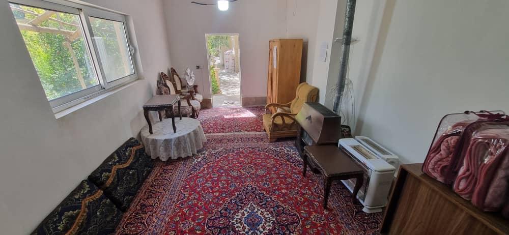 ویلا دوخوابه استخر آبسرد اصفهان