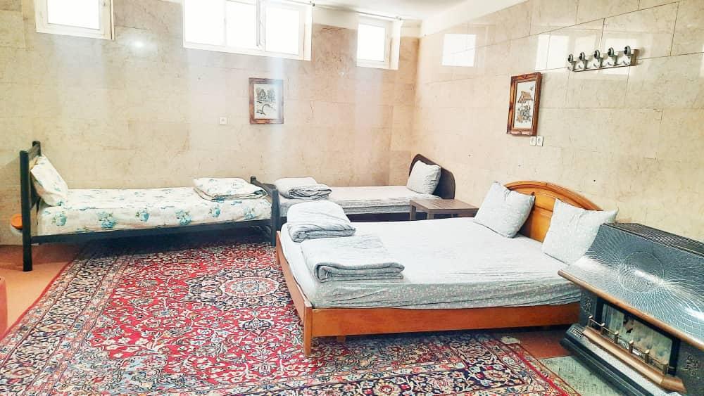 هتل آپارتمان کریمان واحد 12