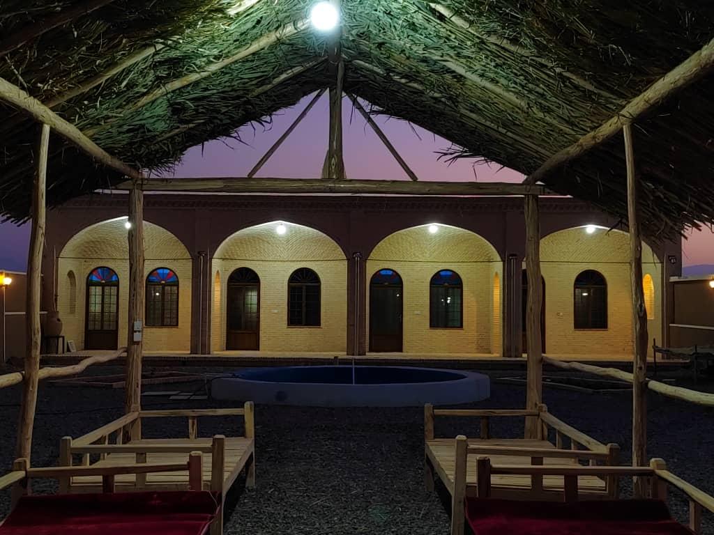 بومگردی دیار آفتاب