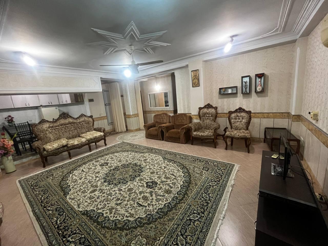 سوئیت شهری دو خواب پارکینگ دار