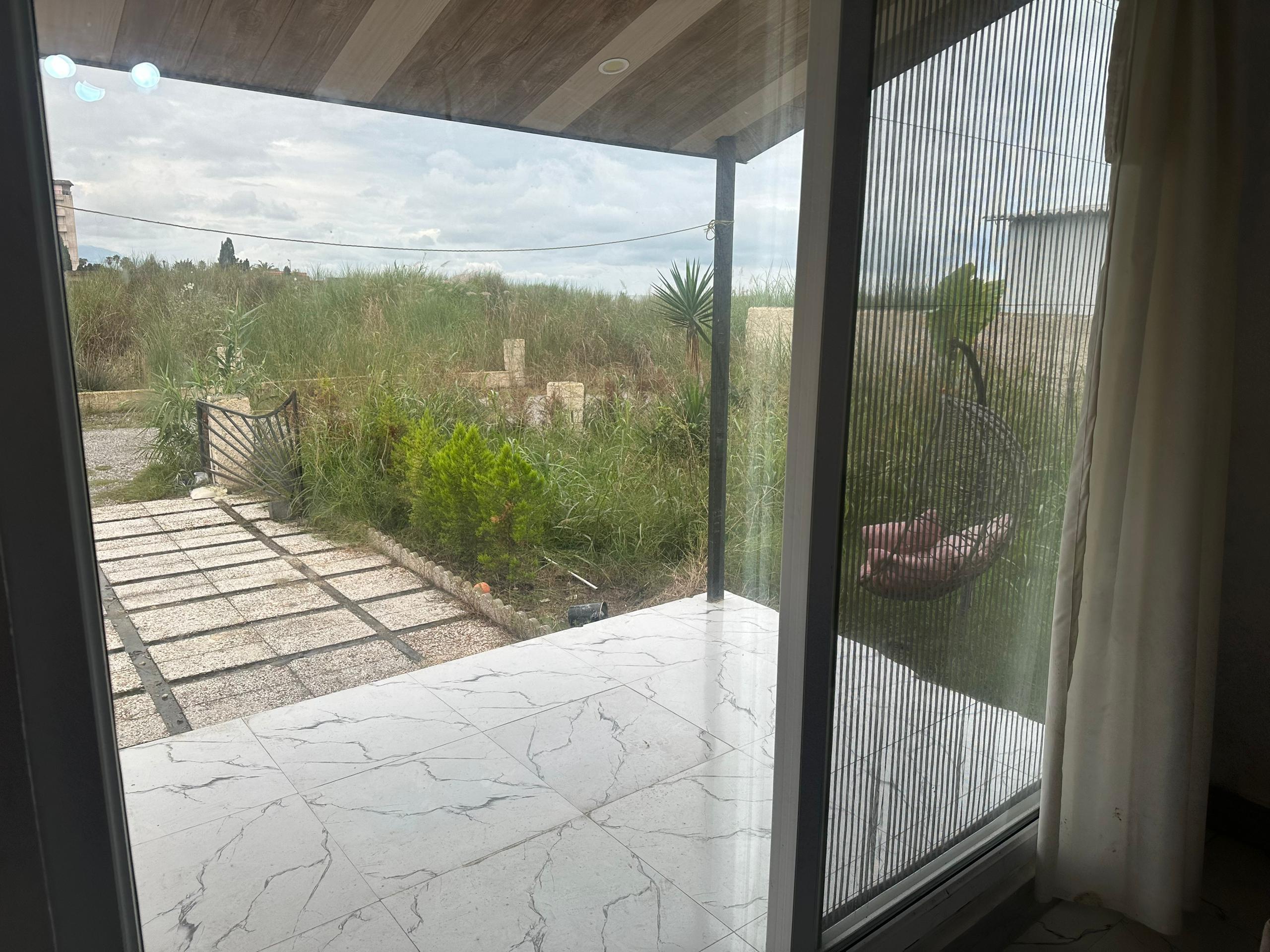 ویلا ساحلی تک خواب پلاک اول فانوس ۲