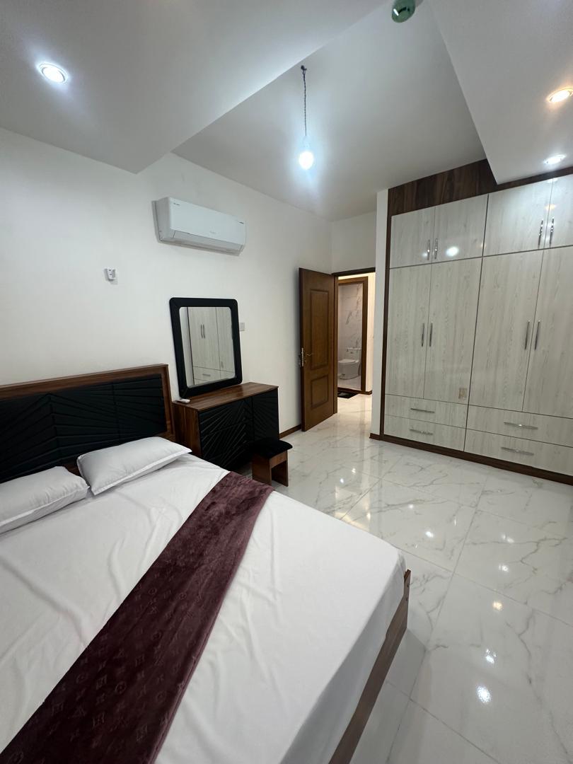 آپارتمان خانه خورشید واحد 5