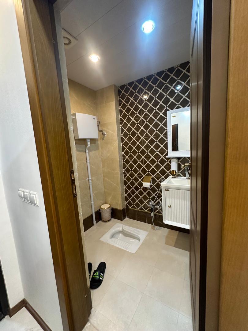 آپارتمان خانه خورشید واحد 5