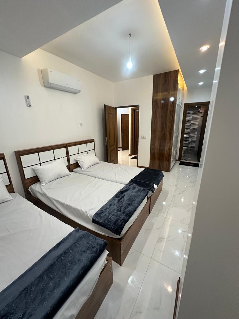 آپارتمان خانه خورشید واحد 7