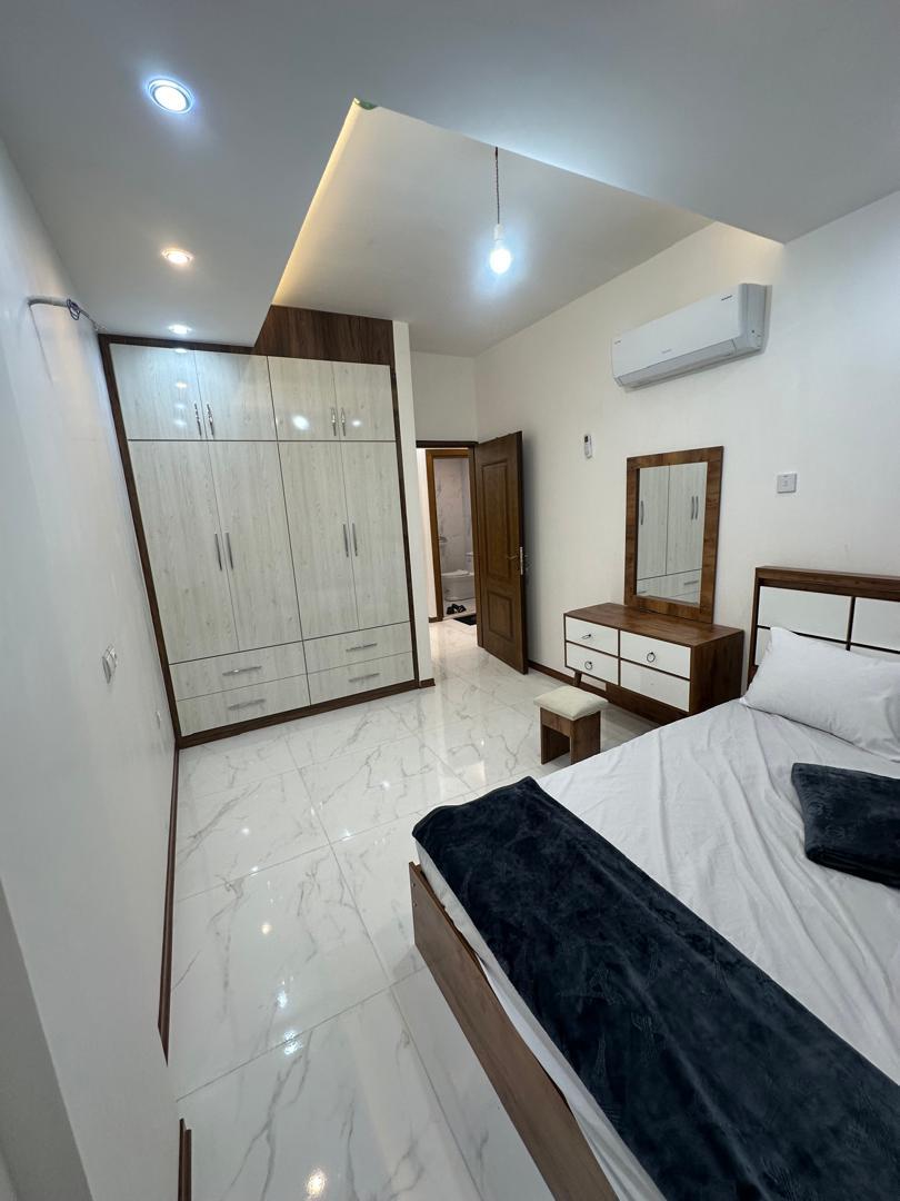 آپارتمان خانه خورشید واحد 8