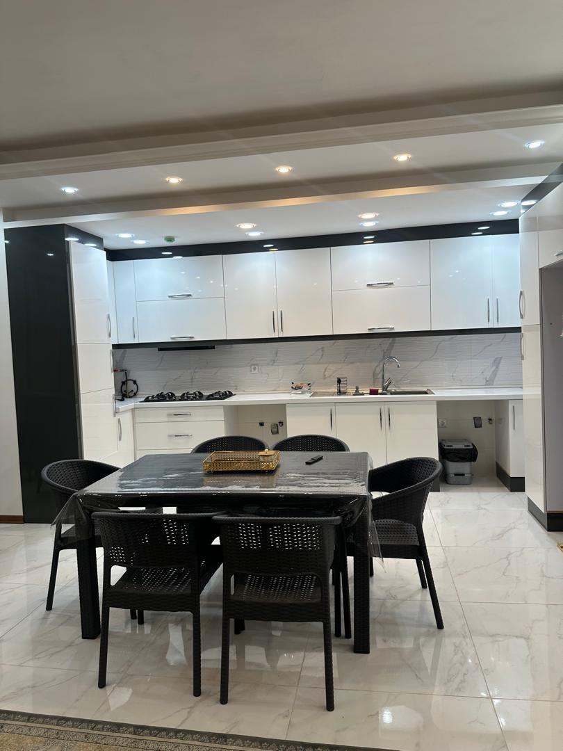 آپارتمان خانه خورشید واحد 8