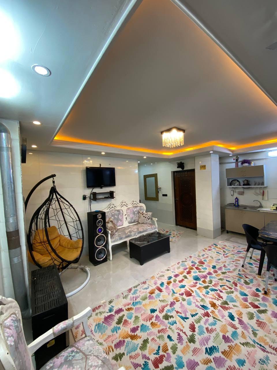 دوخوابه با حوضچه آبگرم گوگردی لاریجان