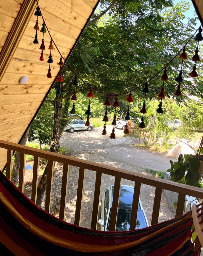 کلبه سوئیسی جنگلی تی تی