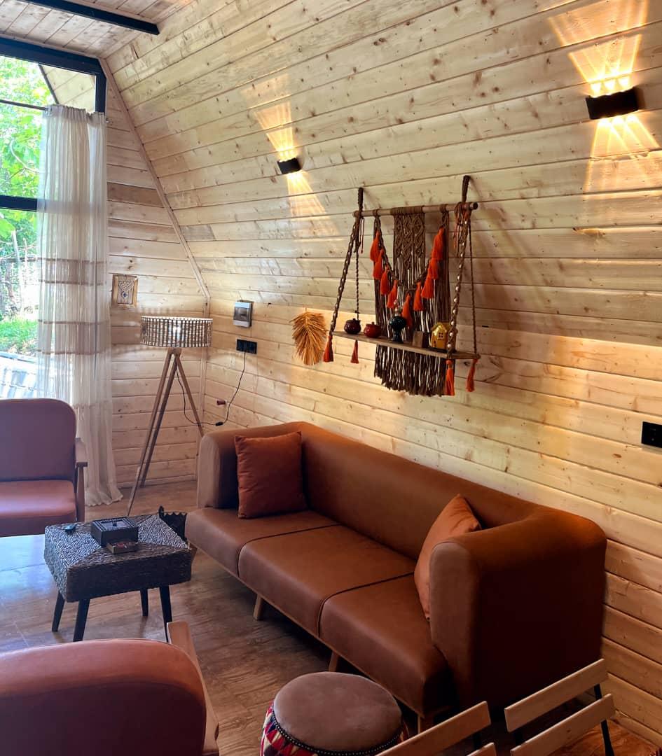 کلبه سوئیسی جنگلی تی تی