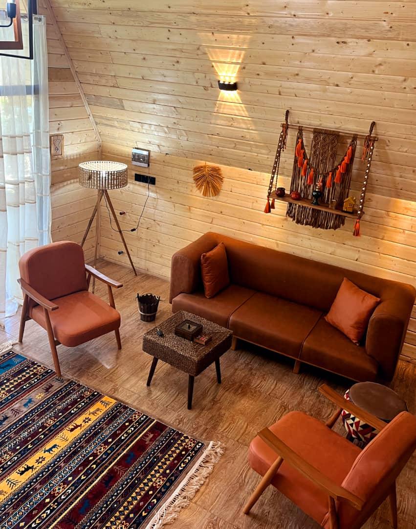 کلبه سوئیسی جنگلی تی تی