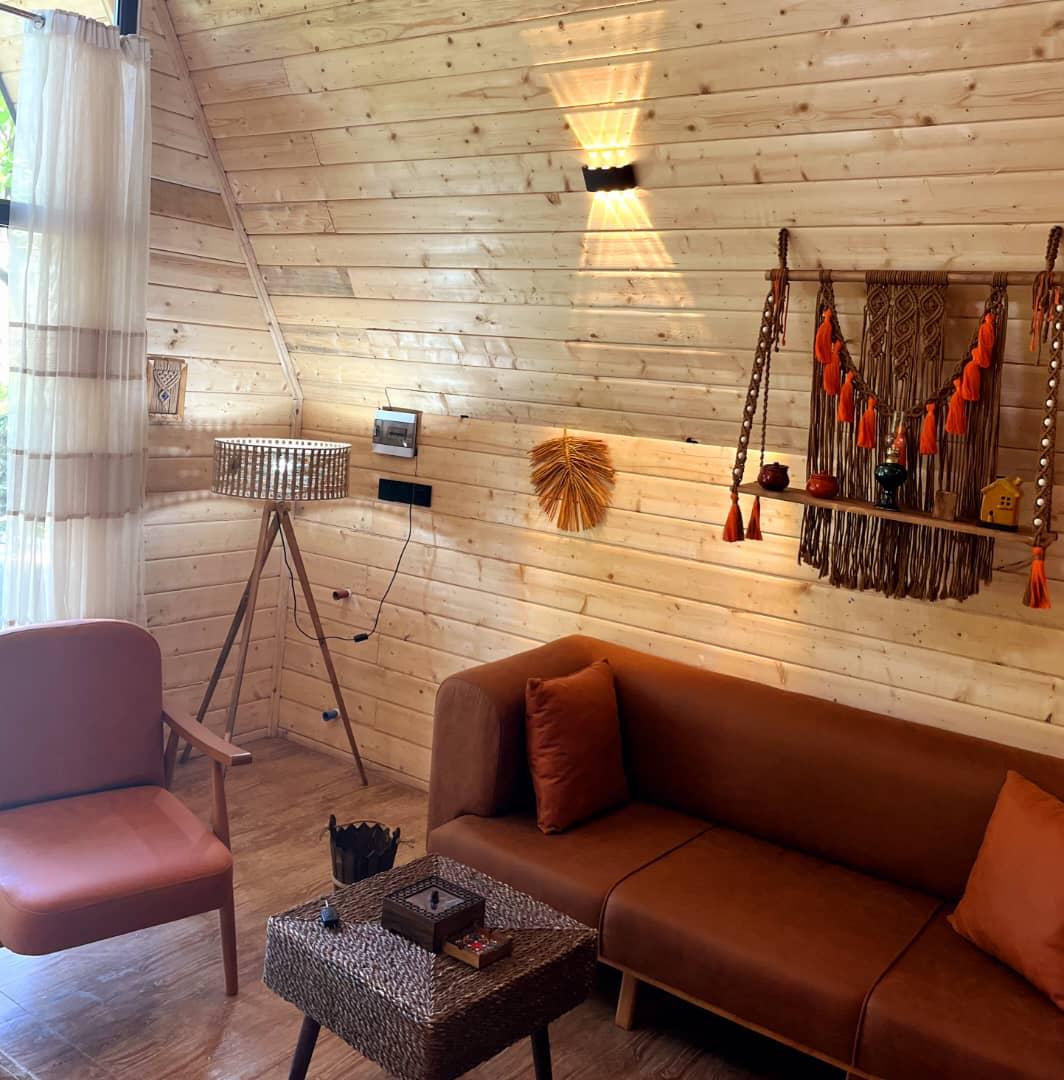 کلبه سوئیسی جنگلی تی تی