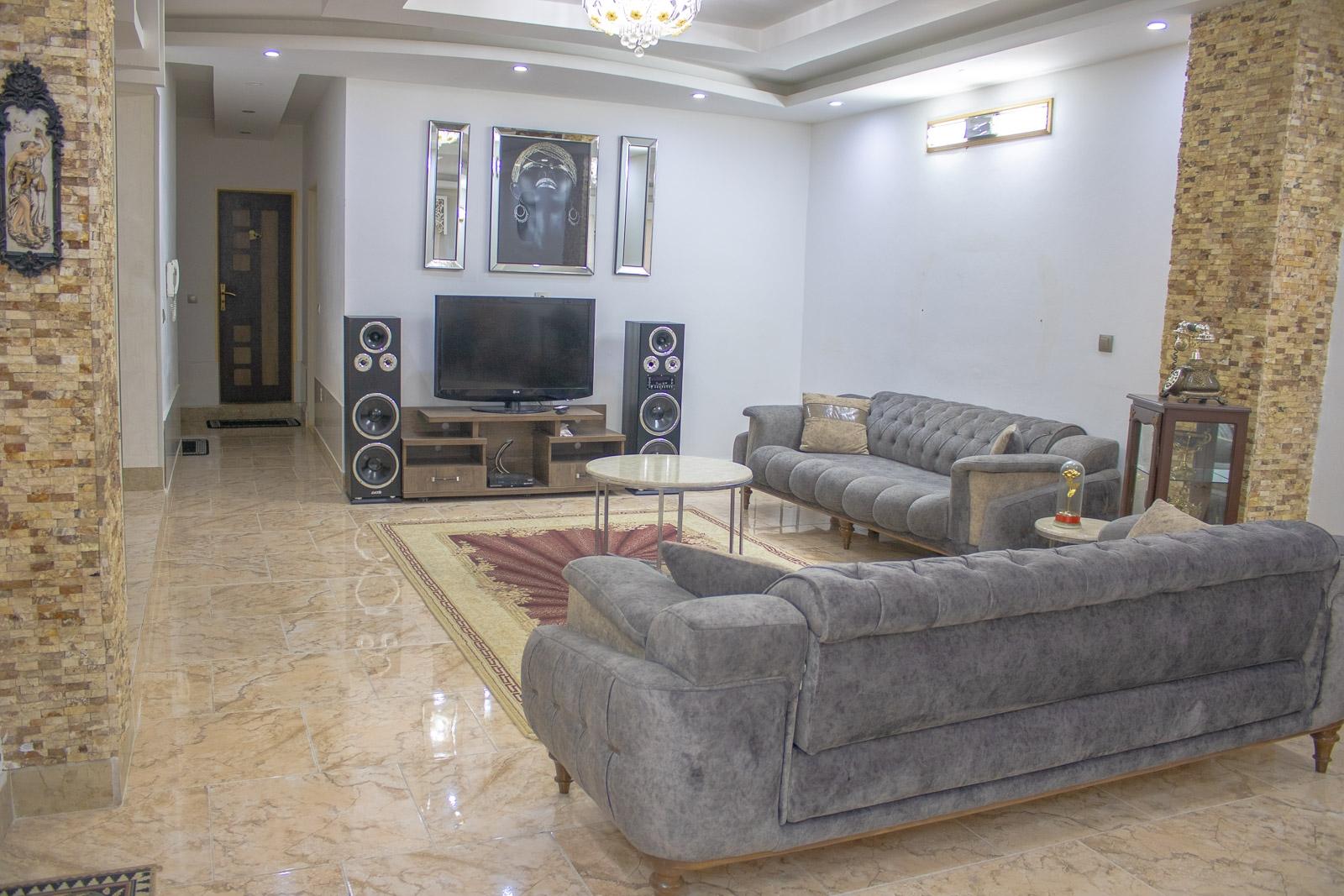 ویلا استخردار دوبلکس دوخوابه