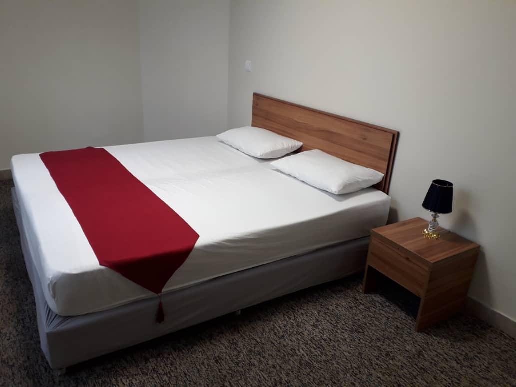 سوئیت تمیز دو خوابه در سی تیر