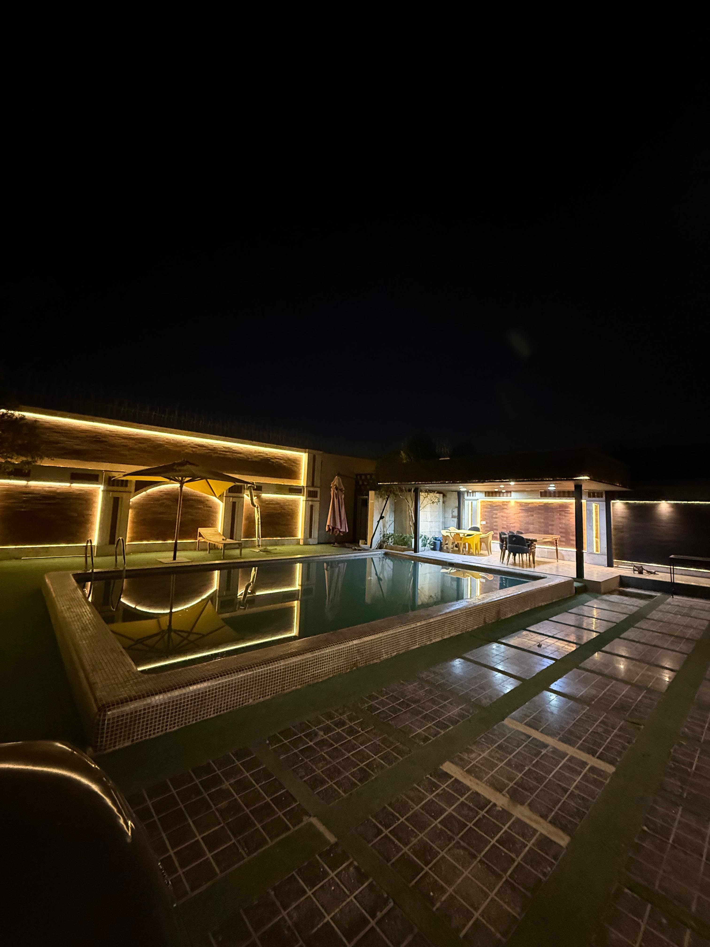 باغ ویلا مدرن و لوکس استخر آبگرم