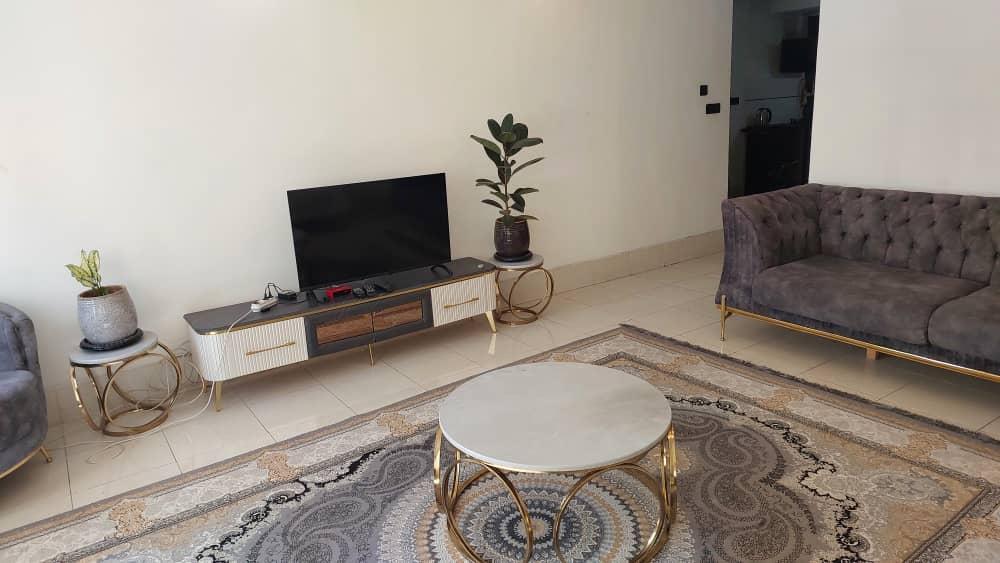 مبله در عفیف آباد شیراز شیک و تمیز