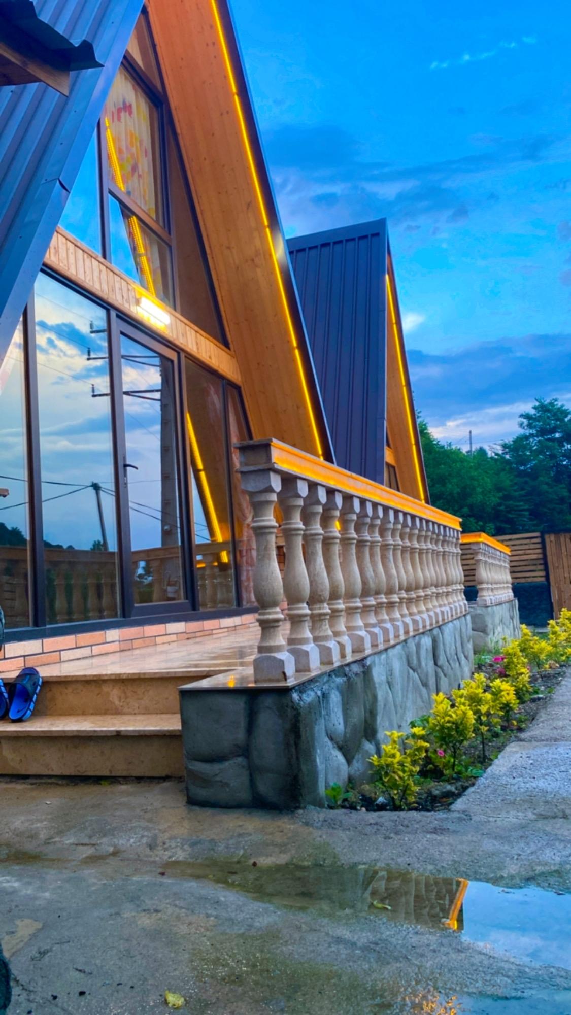 کلبه سوئیسی جنگلی وارش