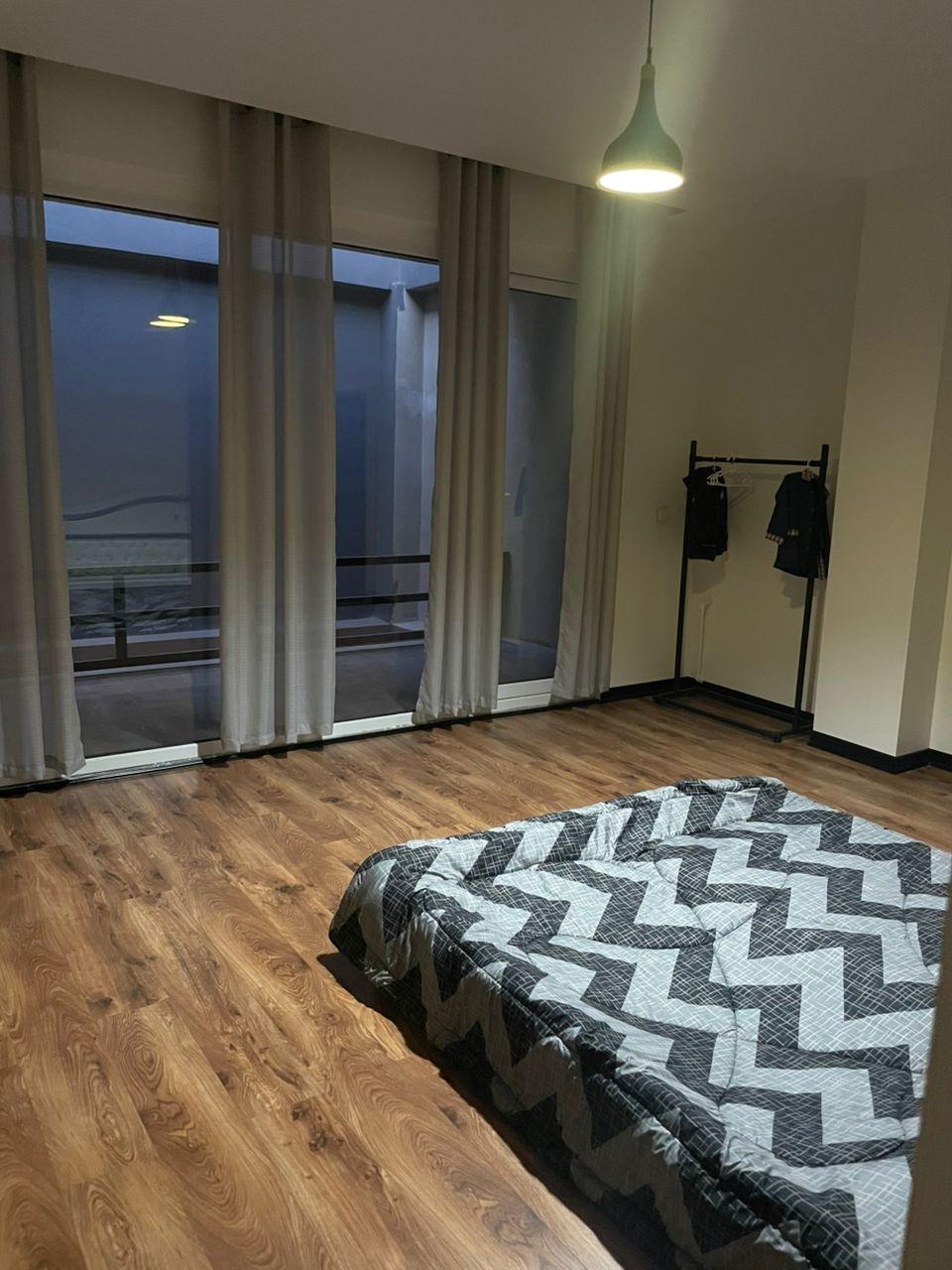 ویلایی مدرن استخردار با جکوزی آراد