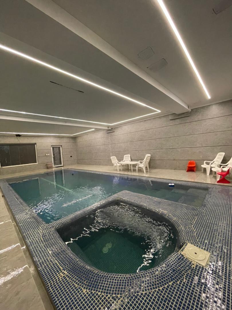 ویلایی مدرن استخردار با جکوزی آراد