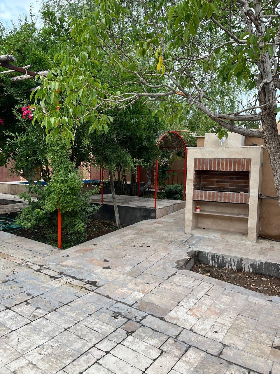 ویلای روستایی با استخرآبسرد باغ بادران