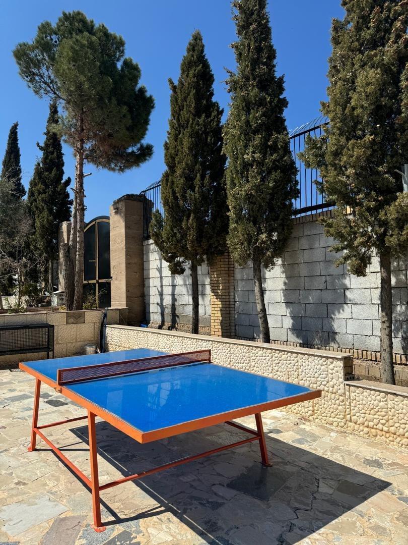 ویلا باغ بااستخر آب گرم درشیراز