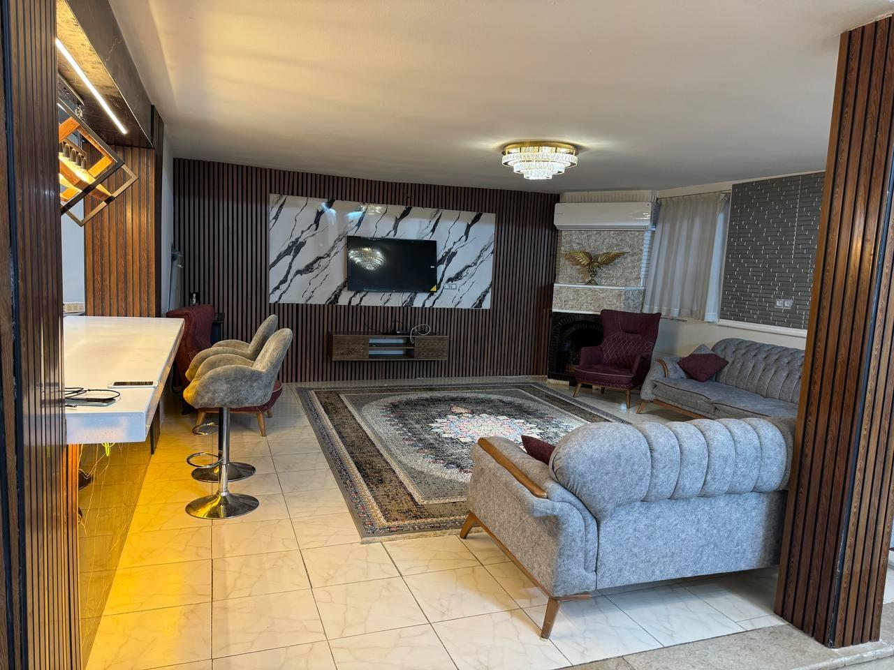 ویلا باغ بااستخر آب گرم درشیراز