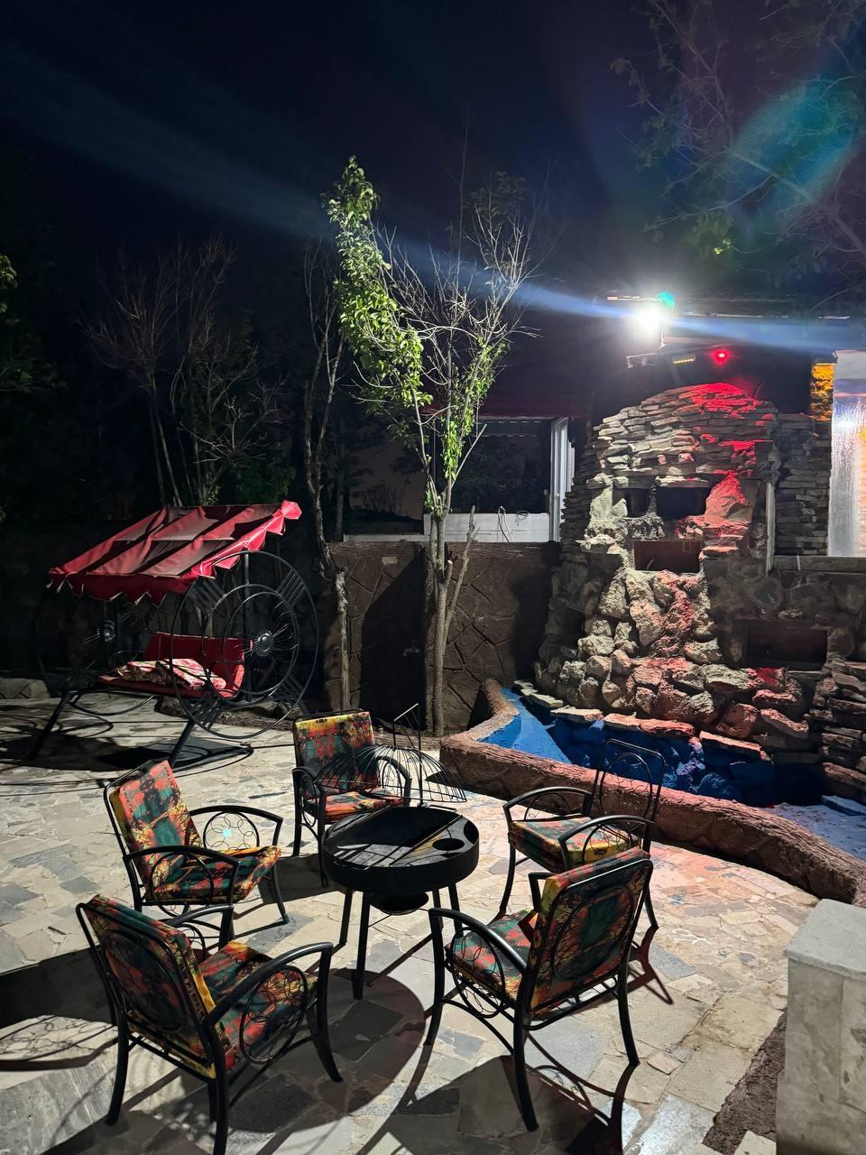 ویلا باغ بااستخر آب گرم درشیراز