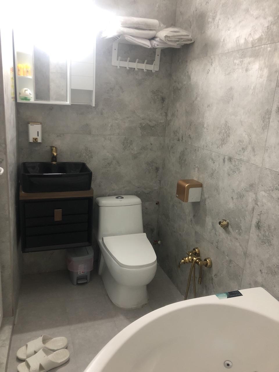 هتل سه ستاره کهن دژ مشهد با صبحانه رایگان