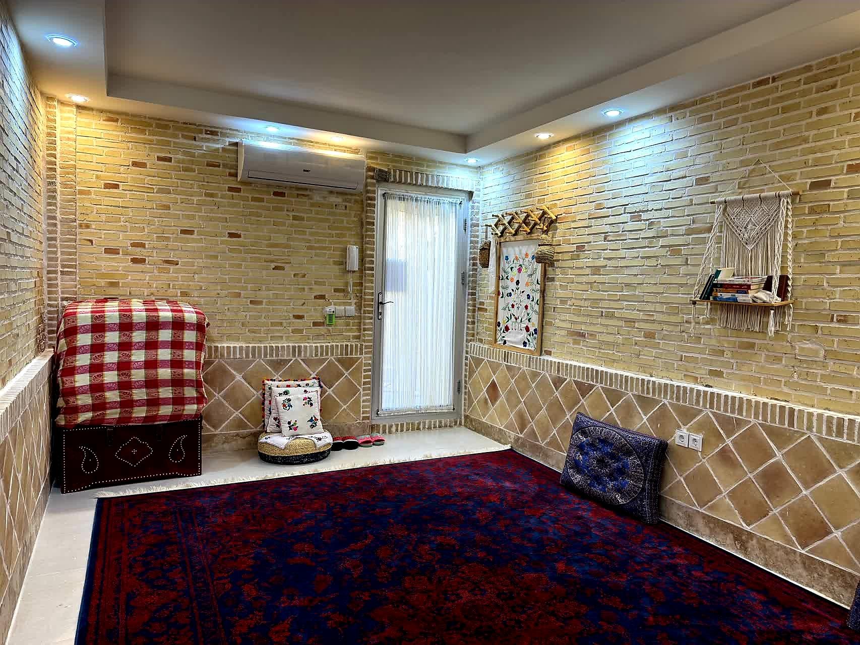 اقامتگاه باهار