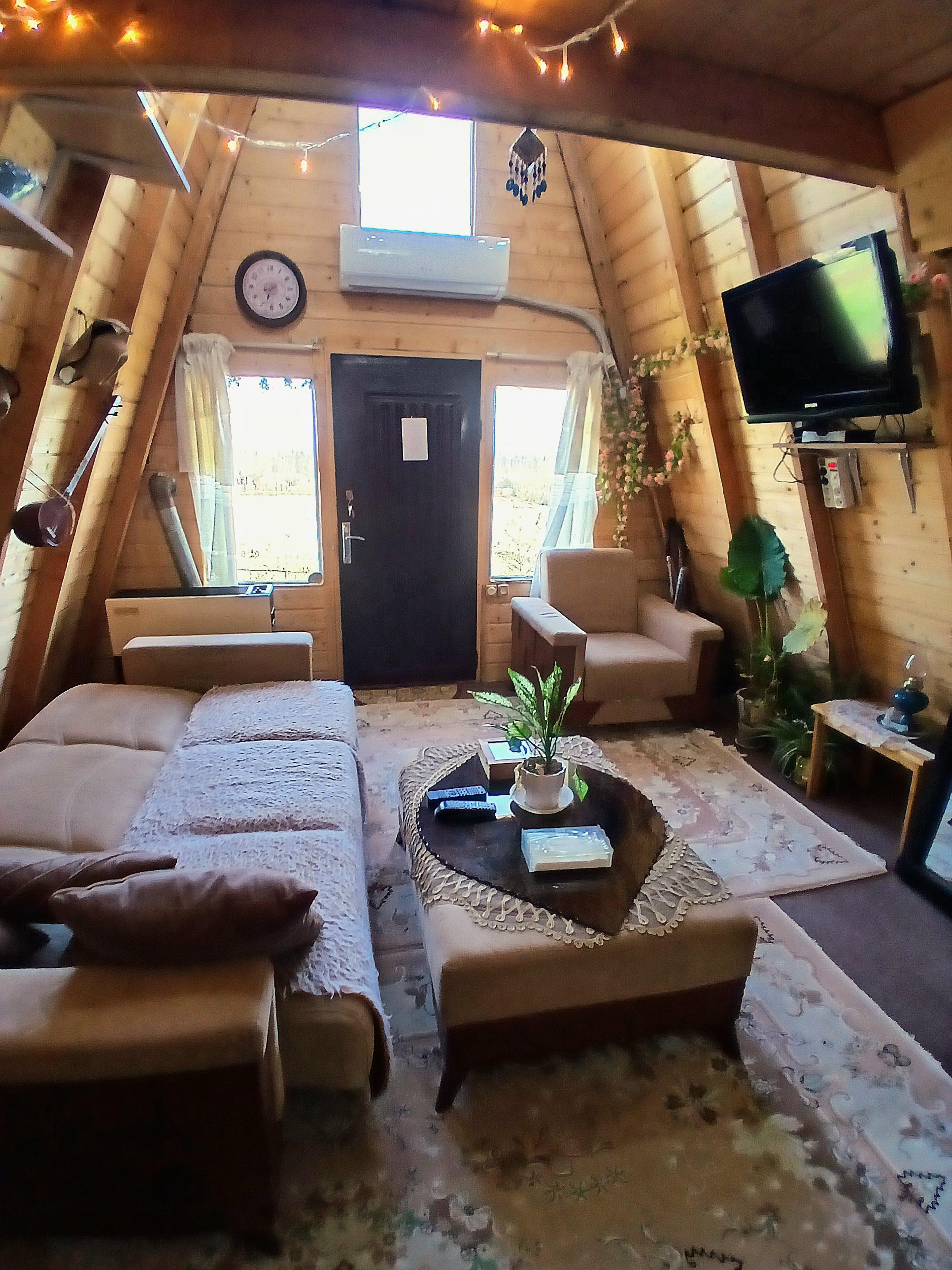 کلبه سوئیسی تک خواب تیماس