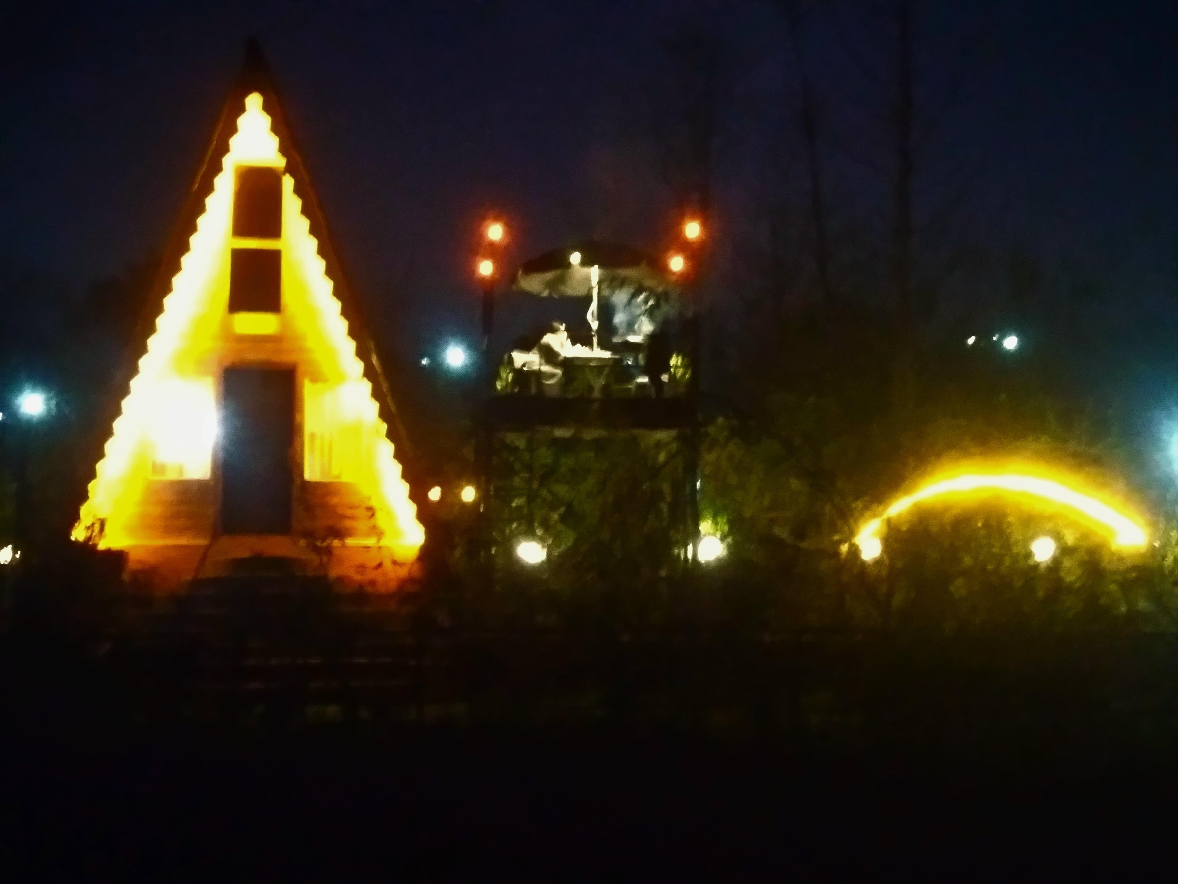 کلبه سوئیسی تک خواب تیماس