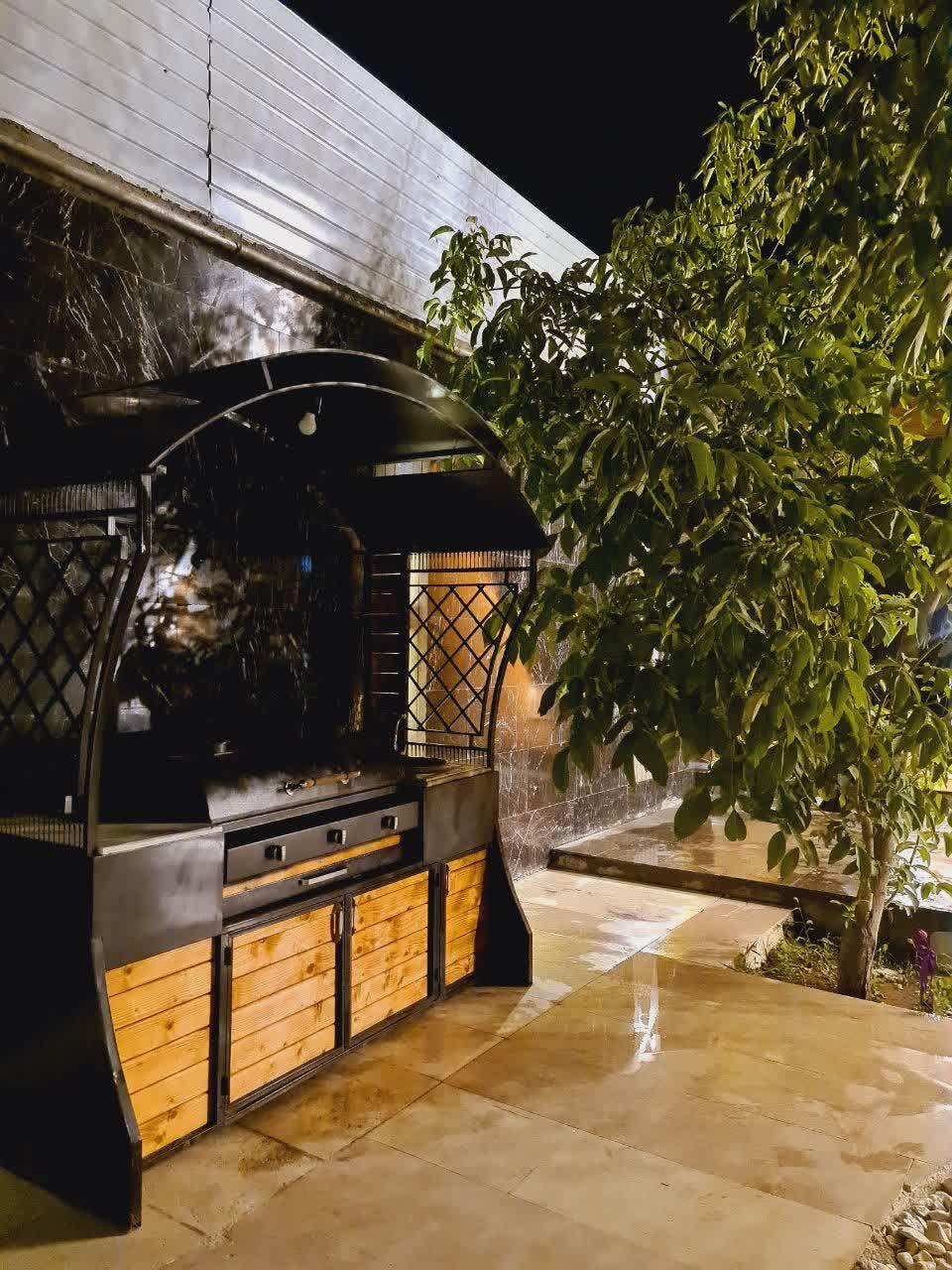 کلبه سویئسی دو خواب استخر چهار فصل