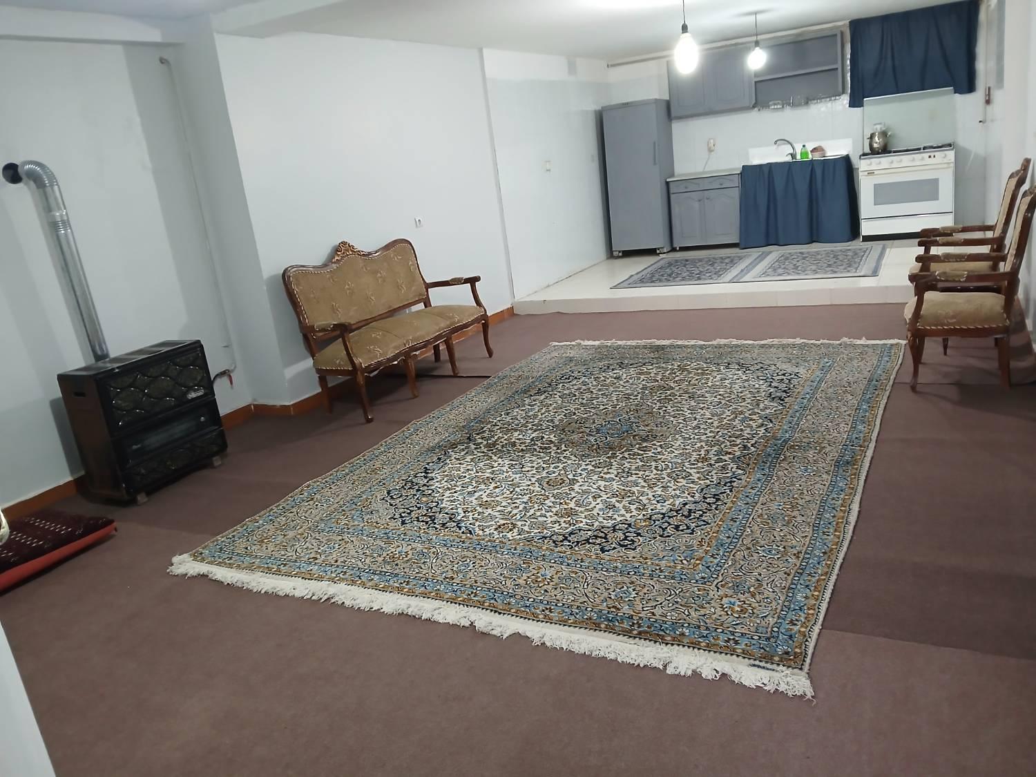 اقامتگاه تک خواب عباس زاده آلاشت