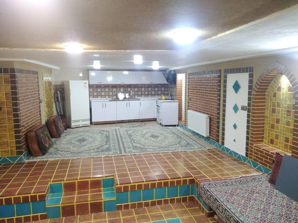 ویلایی سنتی خاقان