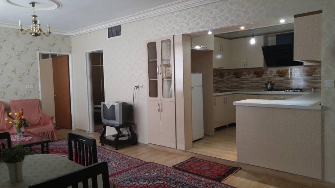 آپارتمان مبله دو خوابه شیک در همدان