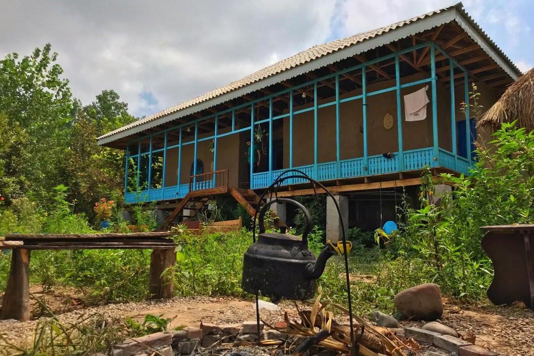 اقامتگاه بومگردی روستایی گیل خانه