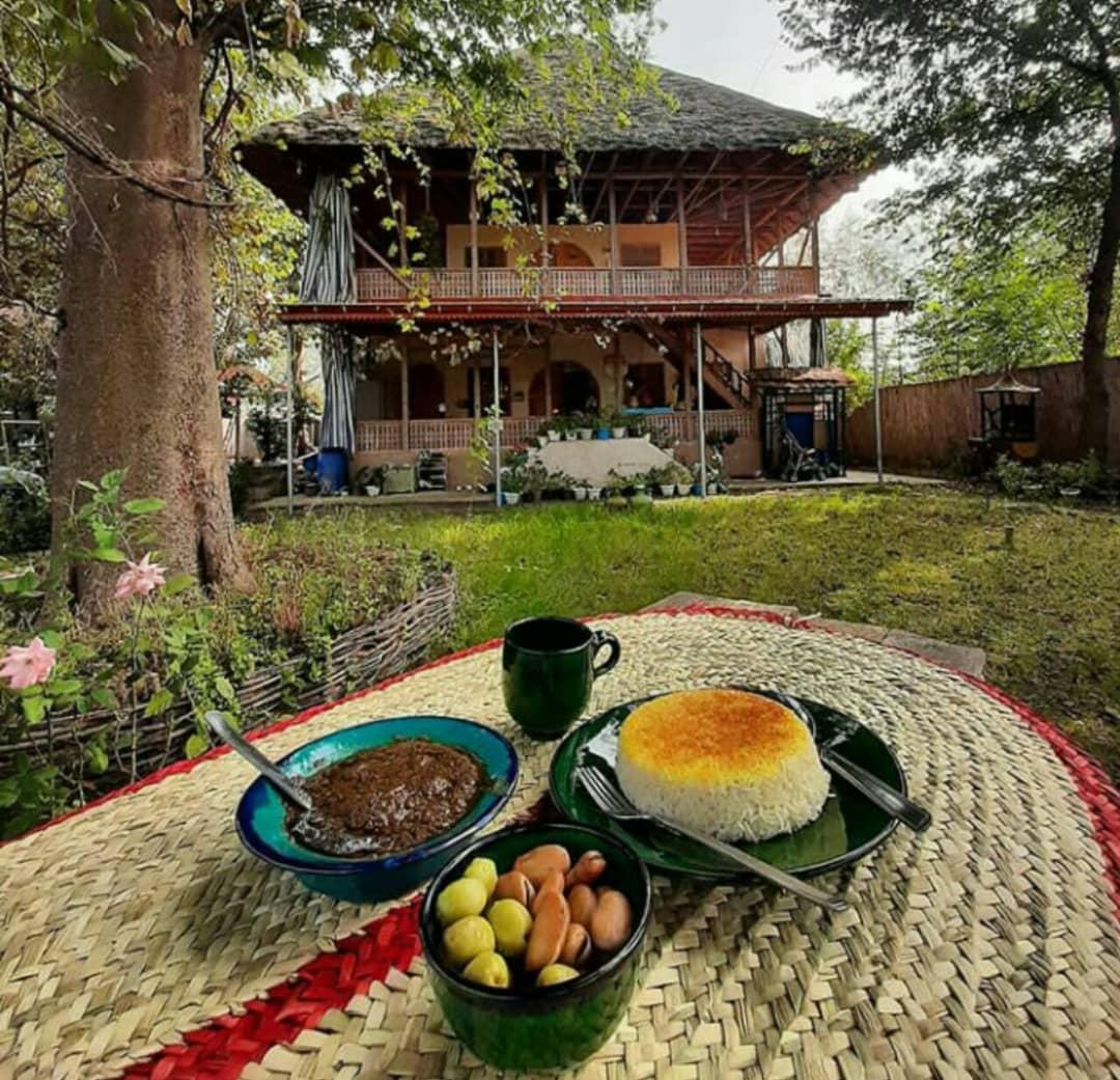 اقامتگاه بومگردی تلار خانه در خمام