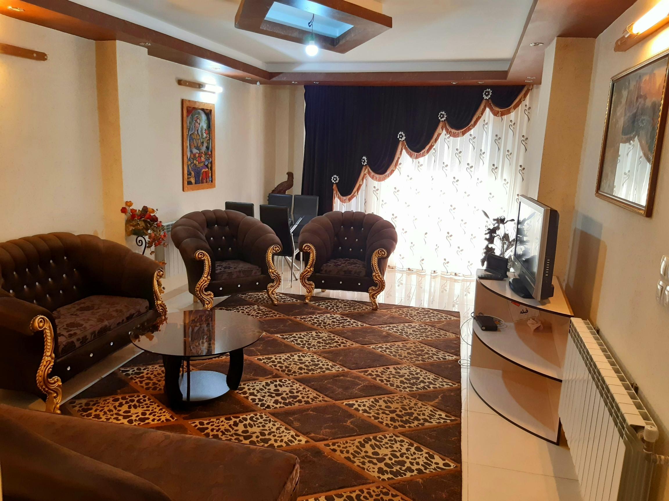 آپارتمان دوخوابه شیک مرکز اصفهان