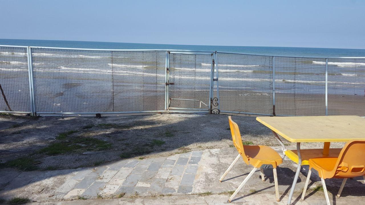 ویلا ساحلی استخر دار دربست  چالوس