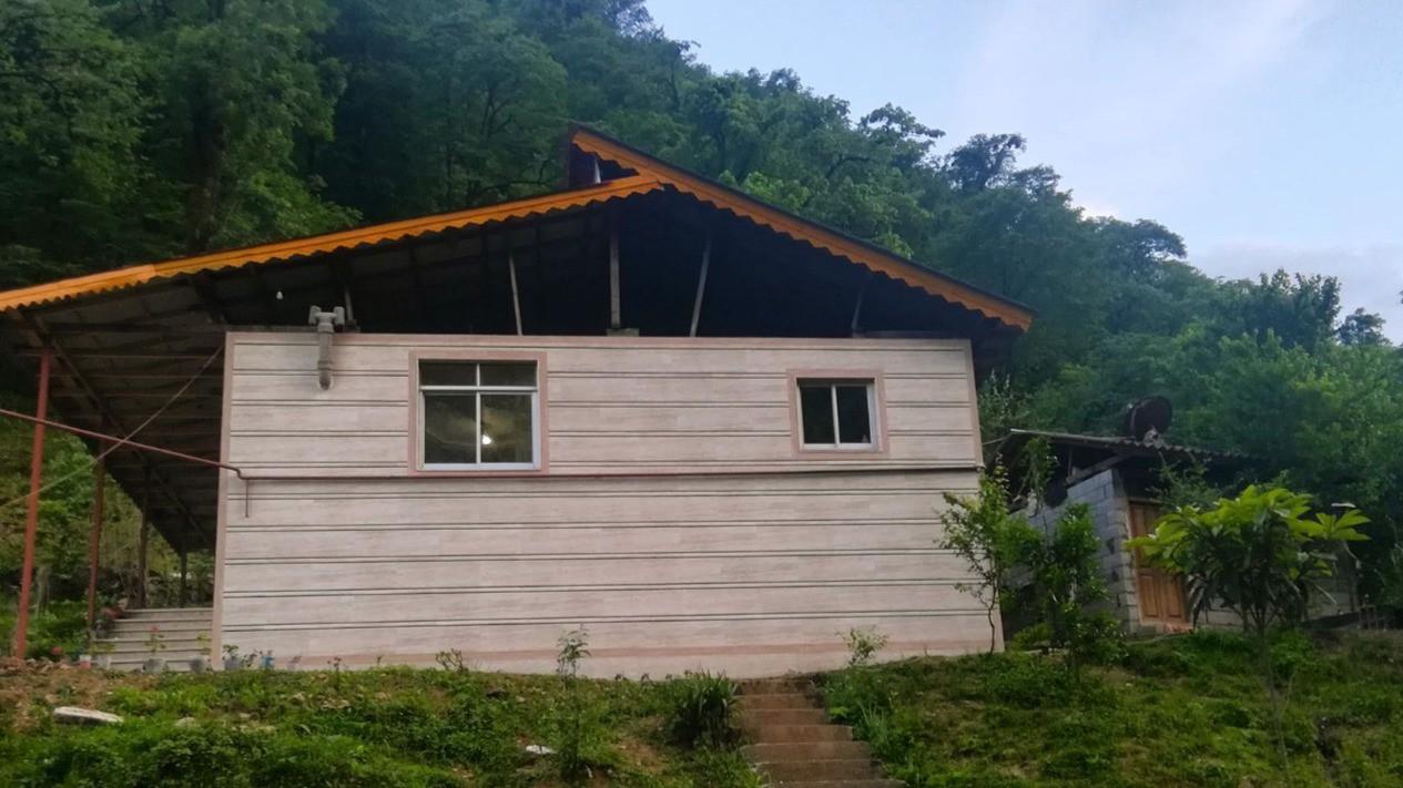 ویلا روی کوه و جنگل بر رودخانه اسالم