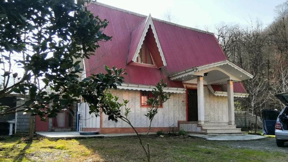 ویلا جنگلی دوبلکس با آلاچیق مسقف بر رودخانه اسالم