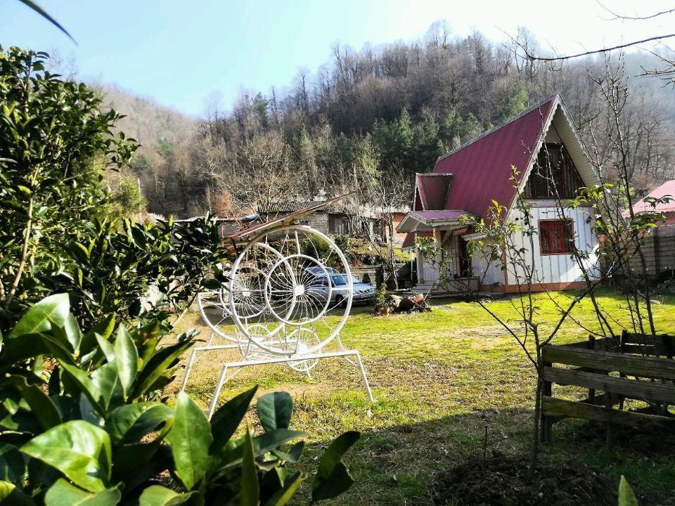 ویلا جنگلی دوبلکس با آلاچیق مسقف بر رودخانه اسالم