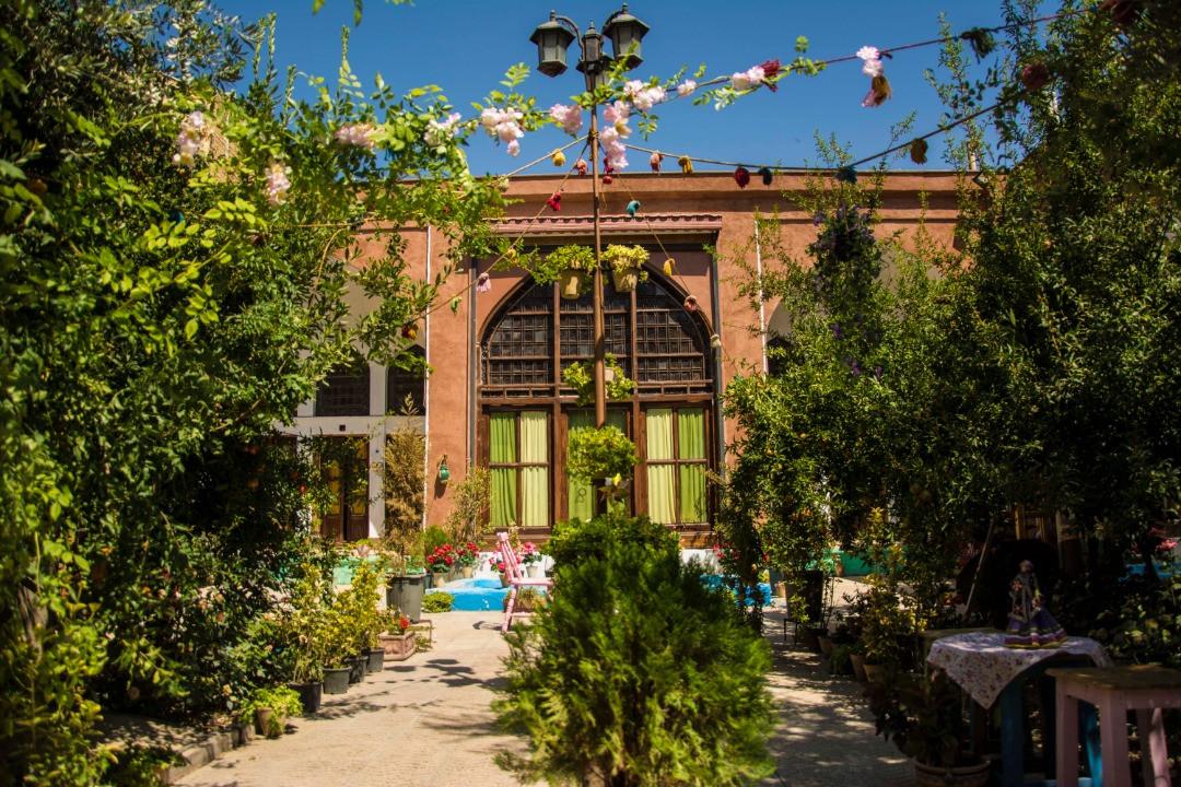 اجاره اقامتگاه بوم گردی در اصفهان