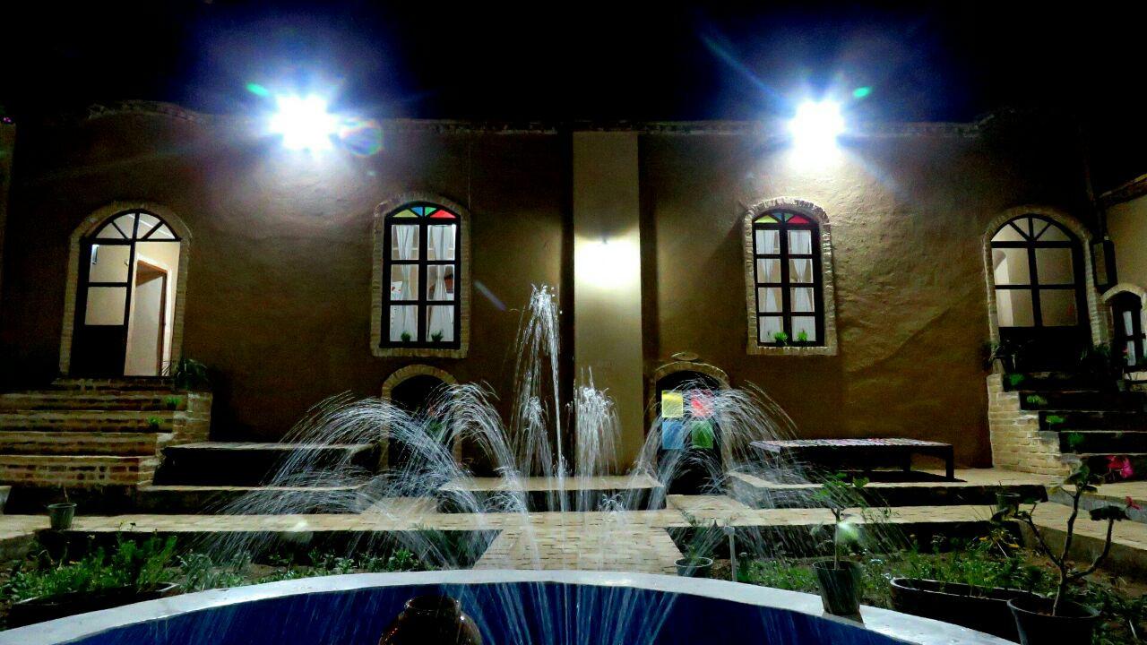 رزرو بوم گردی در بردسکن