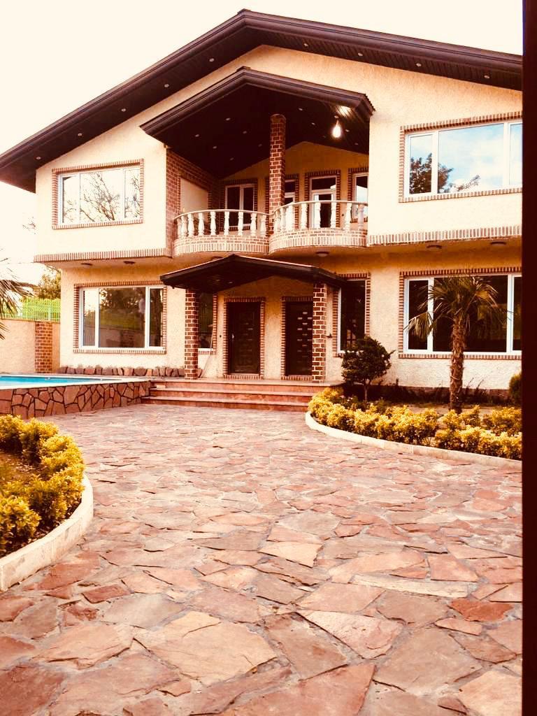 اجاره روزانه ویلا استخردار در کردان