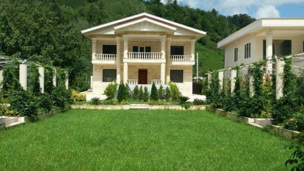 اجاره ویلا فومن لوکس با ویوی زیبا