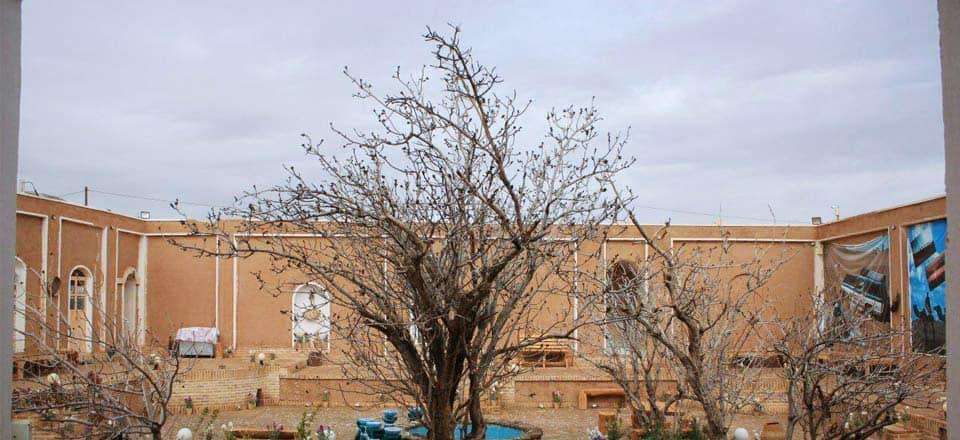 اقامتگاه بوم گردی ستاره کویر طبس