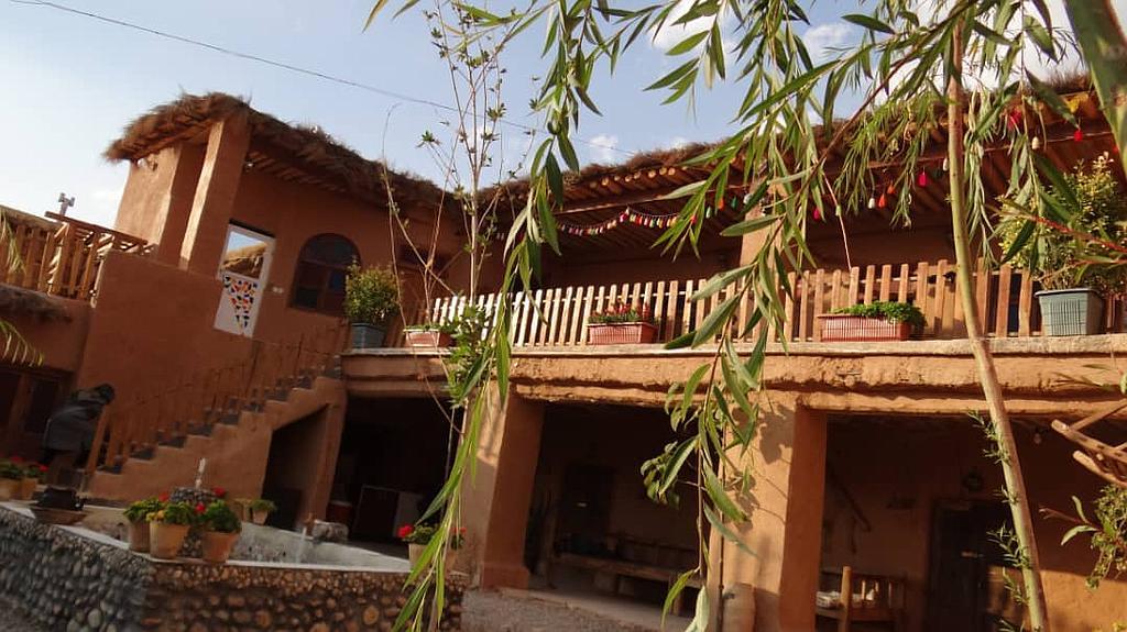 اقامتگاه بوم گردی اشینه در سمیرم