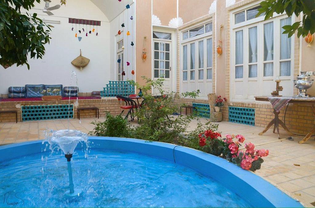 اجاره اقامتگاه بوم گردی اوروزا در یزد